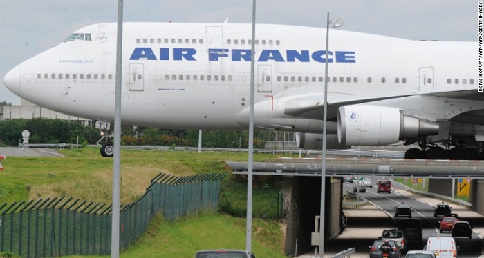 Air France says Paris attacks cost 70 mn euros in December